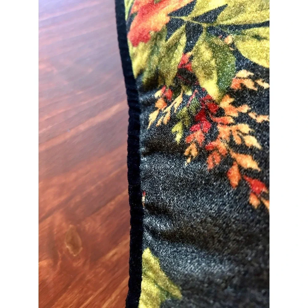Cynthia Rowley 100% Cotton Fall Leaves Pillows 27